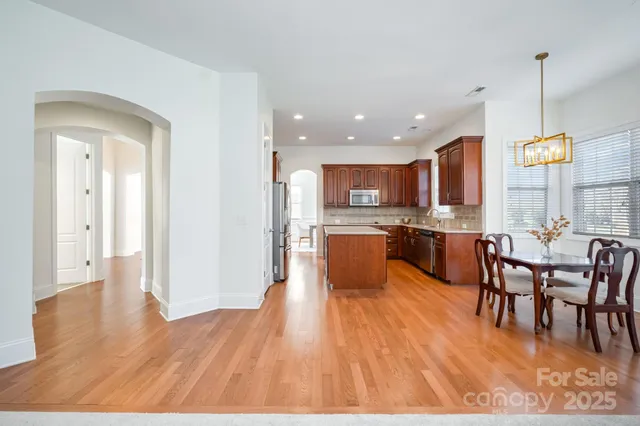 $965,000 | 5019 Mesa Verde Road, Charlotte, NC 28277