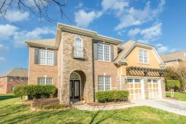 $965,000 | 5019 Mesa Verde Road, Charlotte, NC 28277
