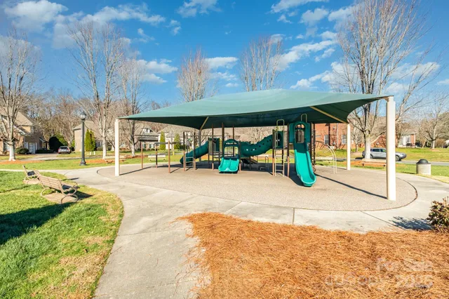 $965,000 | 5019 Mesa Verde Road, Charlotte, NC 28277