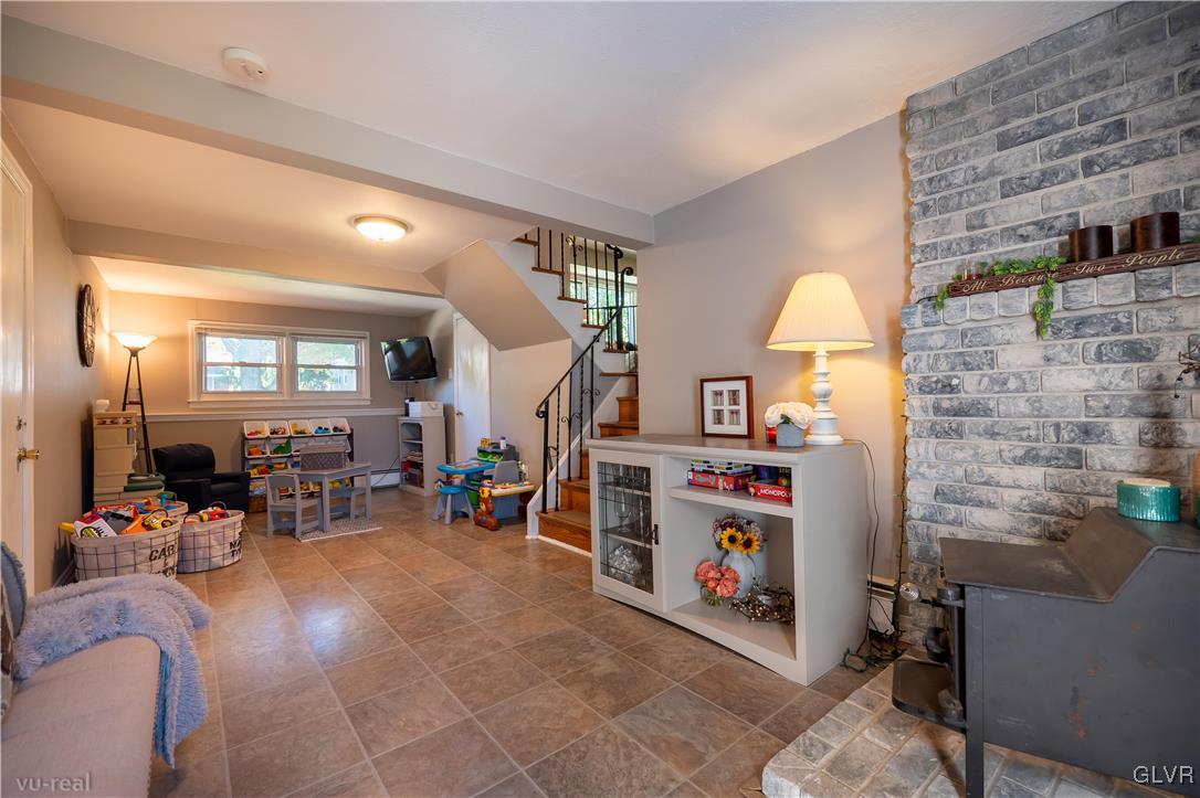 2977 Avon Road Bethlehem, PA 18017 - Photo 20 of 30 Gallery Image 20
