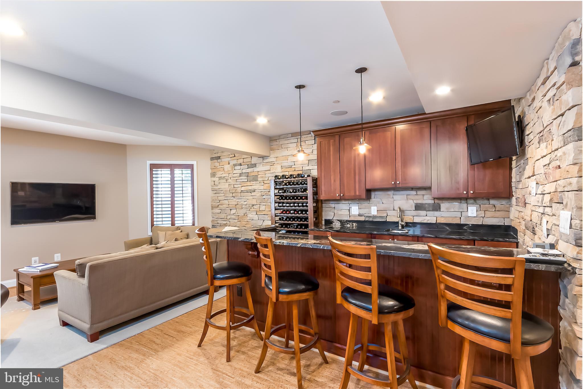 6004 Kirby Road Bethesda, MD 20817 - Photo 17 of 26