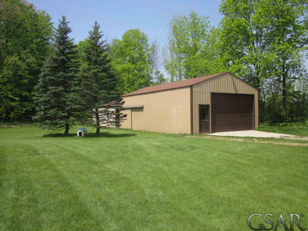 5520 West County Line Road Durand, MI 48429 - Photo 26 of 26 31194506-25.JPG