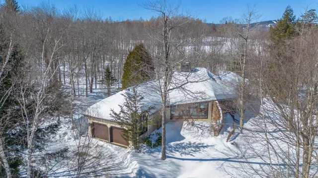 $1,100,000 | 16 Springhill Road, West Dover, VT 05356