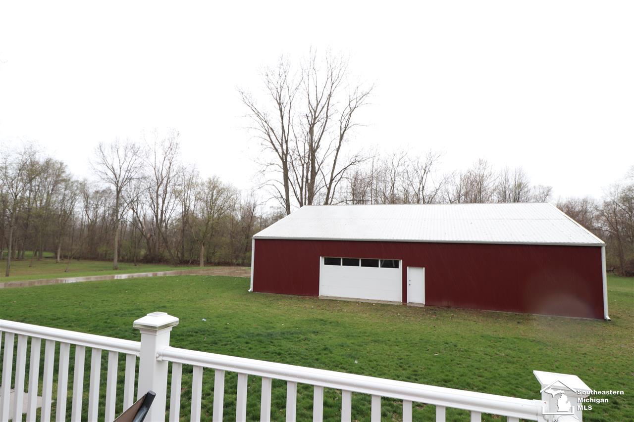 7875 Adler Road Lambertville, MI 48144 - Photo 13 of 21 50038069-12.JPG