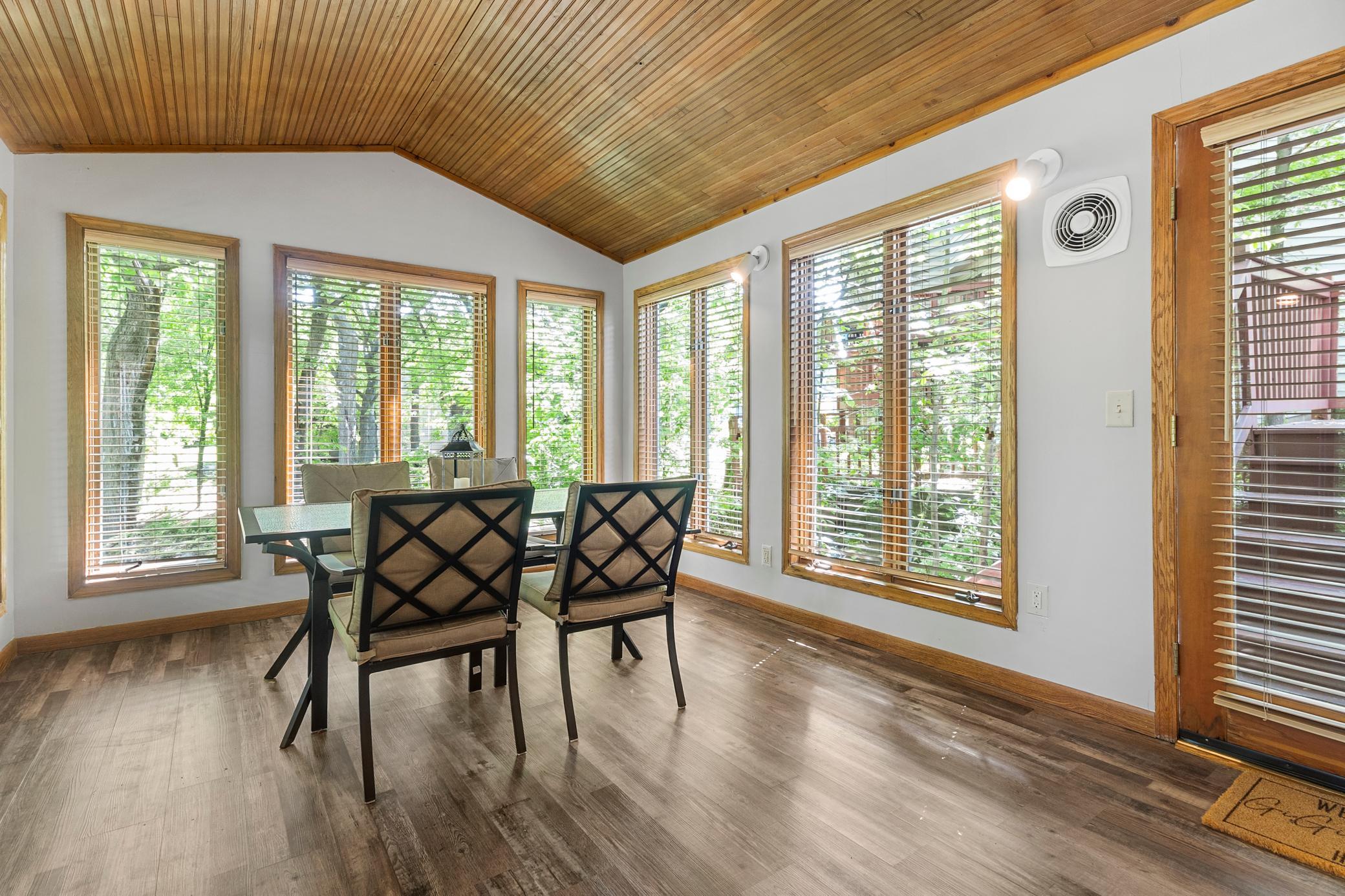 685 Stonewood Road Eagan, MN 55123 - Photo 29 of 44 Gallery Image 29