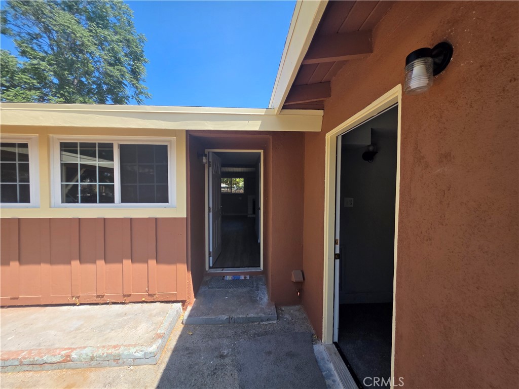 5801 Walter Street Riverside, CA 92504 - Photo 2 of 33 FRONT DOOR