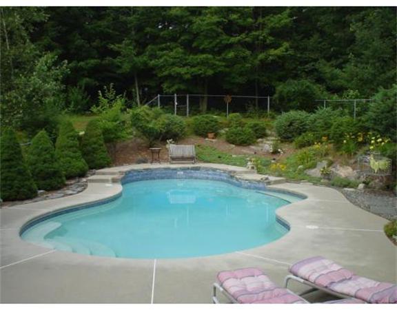 7 Walnut Hill Road Millis, MA 02054 - Photo 28 of 30 Gallery Image 28