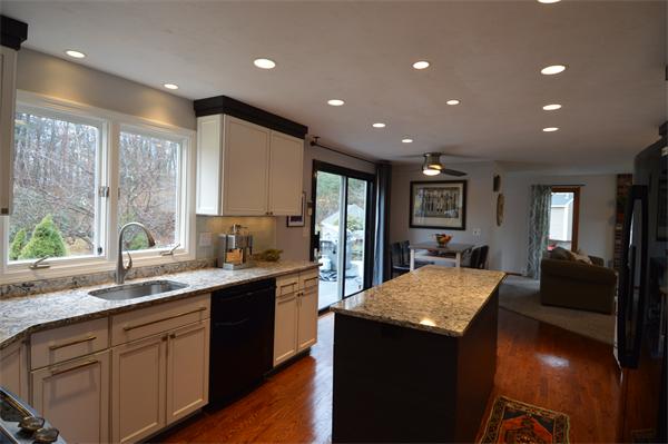 7 Walnut Hill Road Millis, MA 02054 - Photo 8 of 30 Gallery Image 8