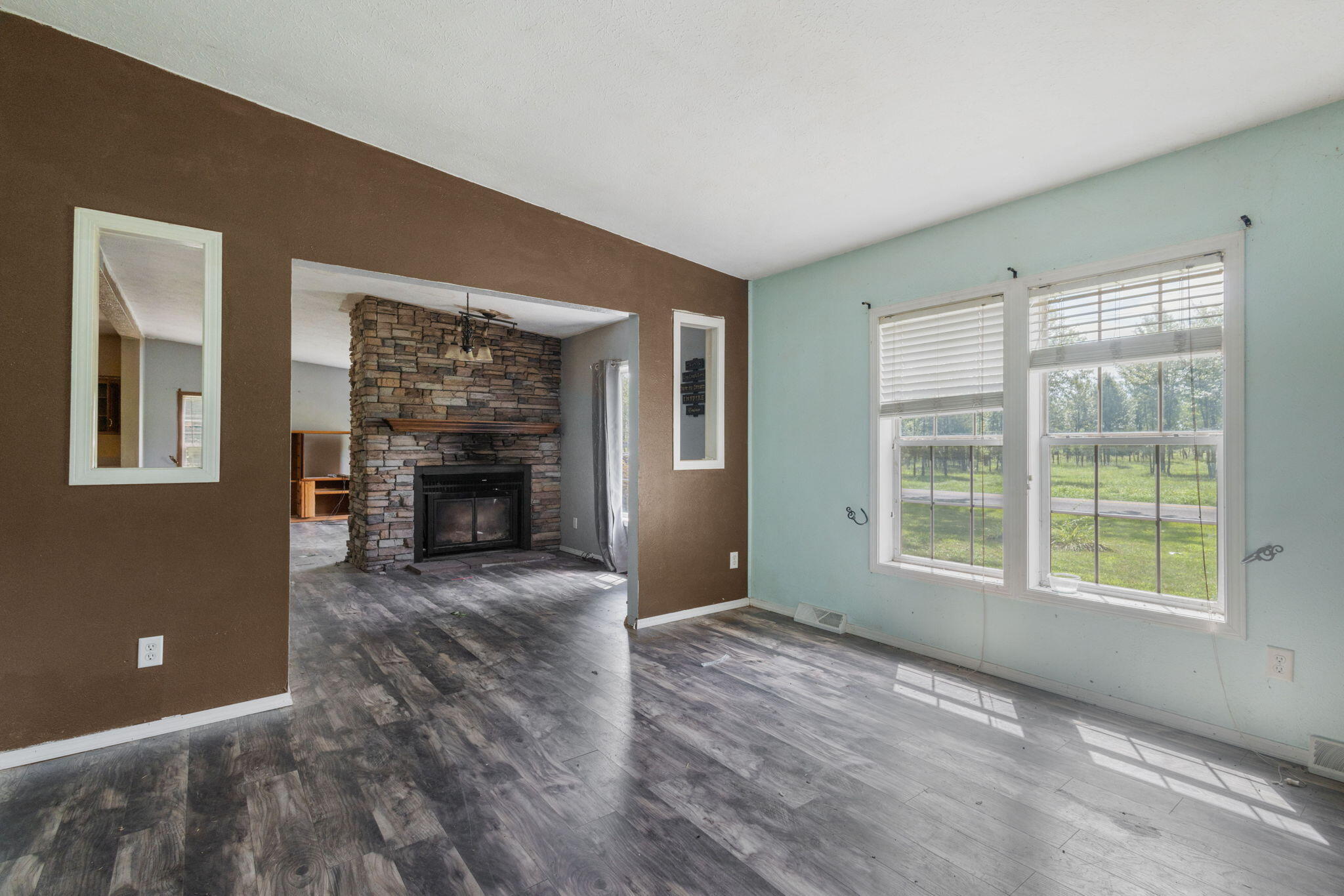 19176 State Line Road Edwardsburg, MI 49112 - Photo 4 of 10 4-web-or-mls-003