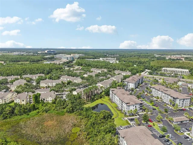 $205,000 | 18443 Bridle Club Drive, Unit 18443, Tampa, FL 33647