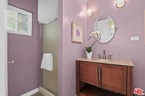 $1,895,000 | 825 South Stanley Avenue, Los Angeles, CA 90036