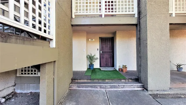 a view of a entrance to house