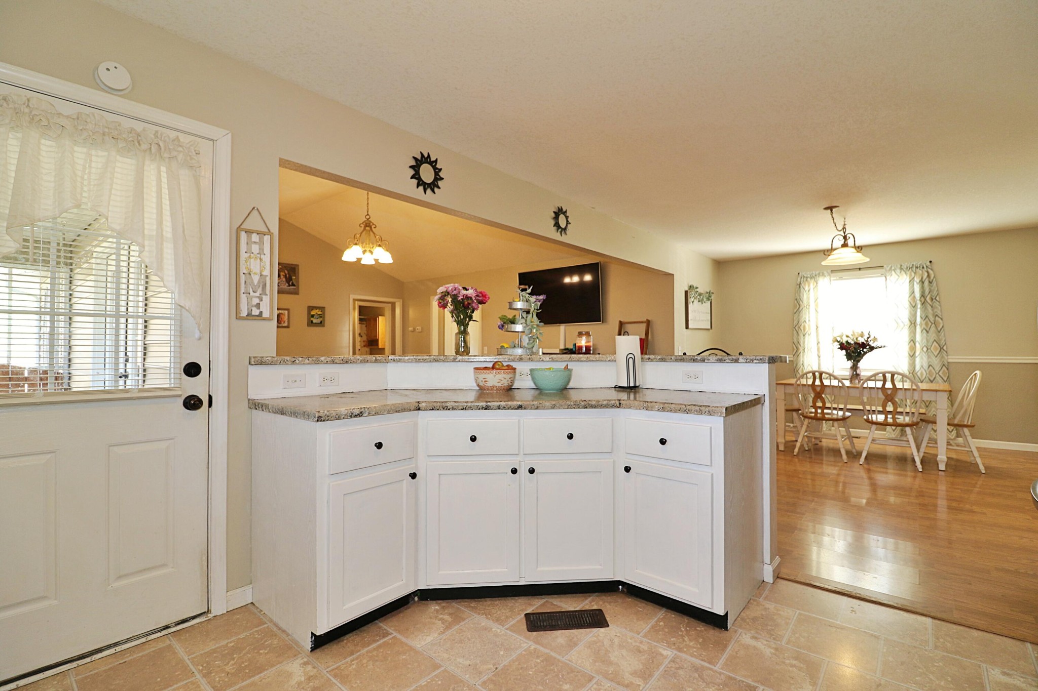 299 Lafayette Street Oneida, TN 37841 - Photo 11 of 26 Gallery Image 11