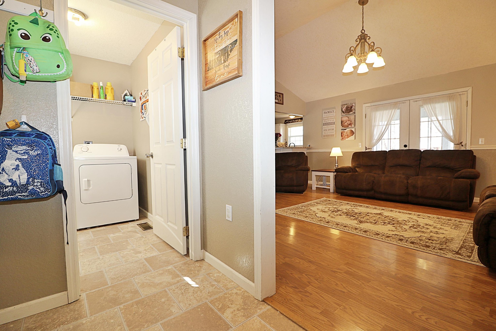 299 Lafayette Street Oneida, TN 37841 - Photo 4 of 26 Gallery Image 4