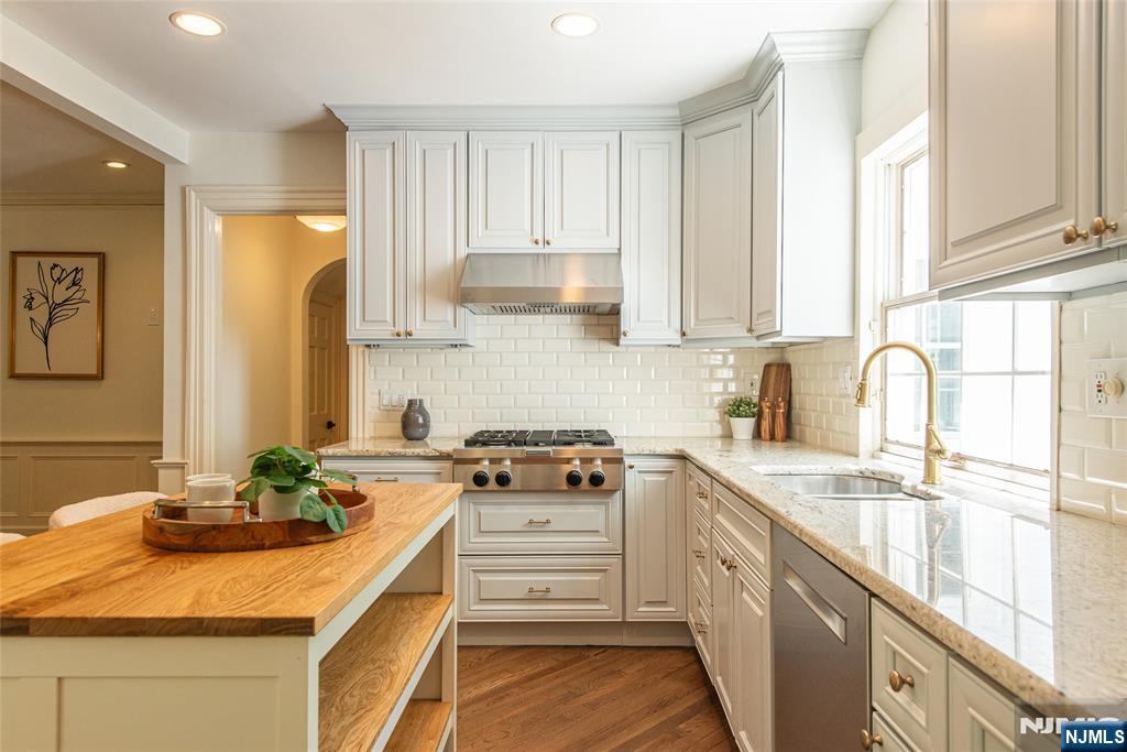 25 W Road Short Hills, NJ 07078 - Photo 5 of 47 Gallery Image 5