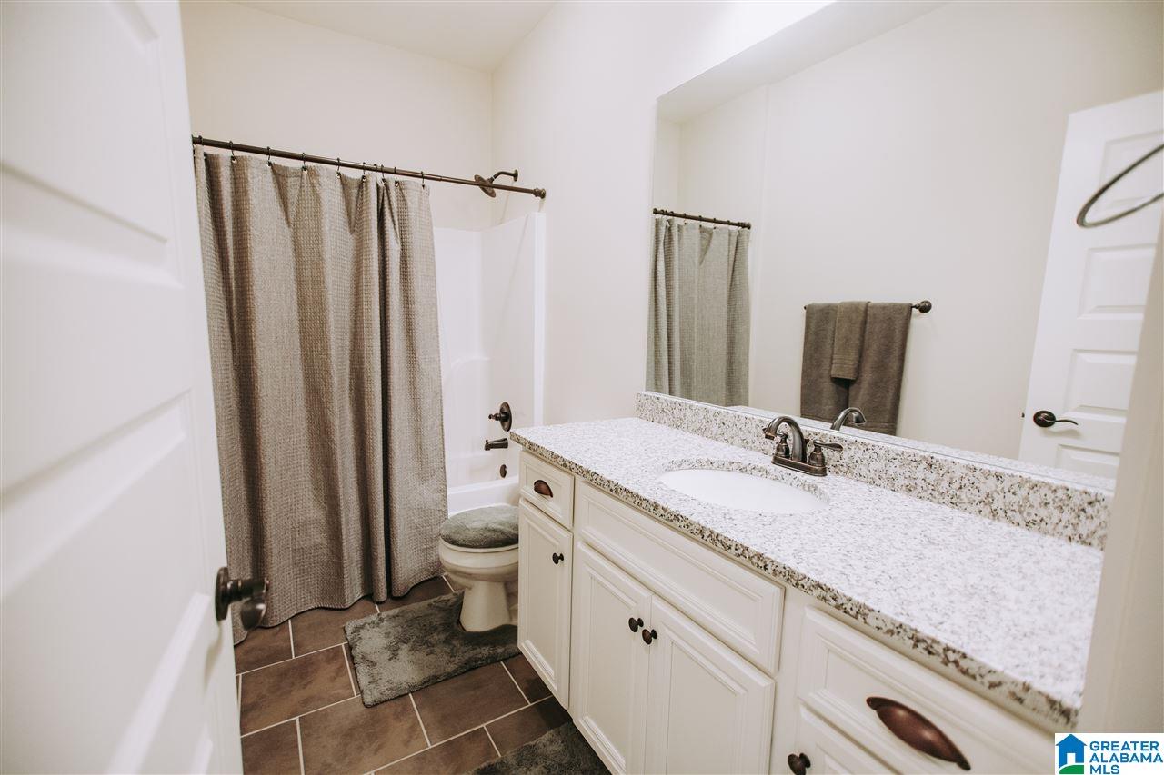 235 Lorrin Lane Sterrett, AL 35147 - Photo 13 of 27