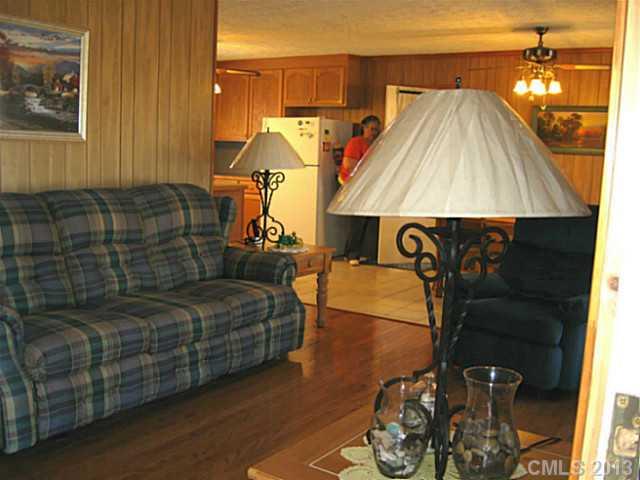 3973 South Olivers Cross Road Newton, NC 28658 - Photo 4 of 16 Gallery Image 4