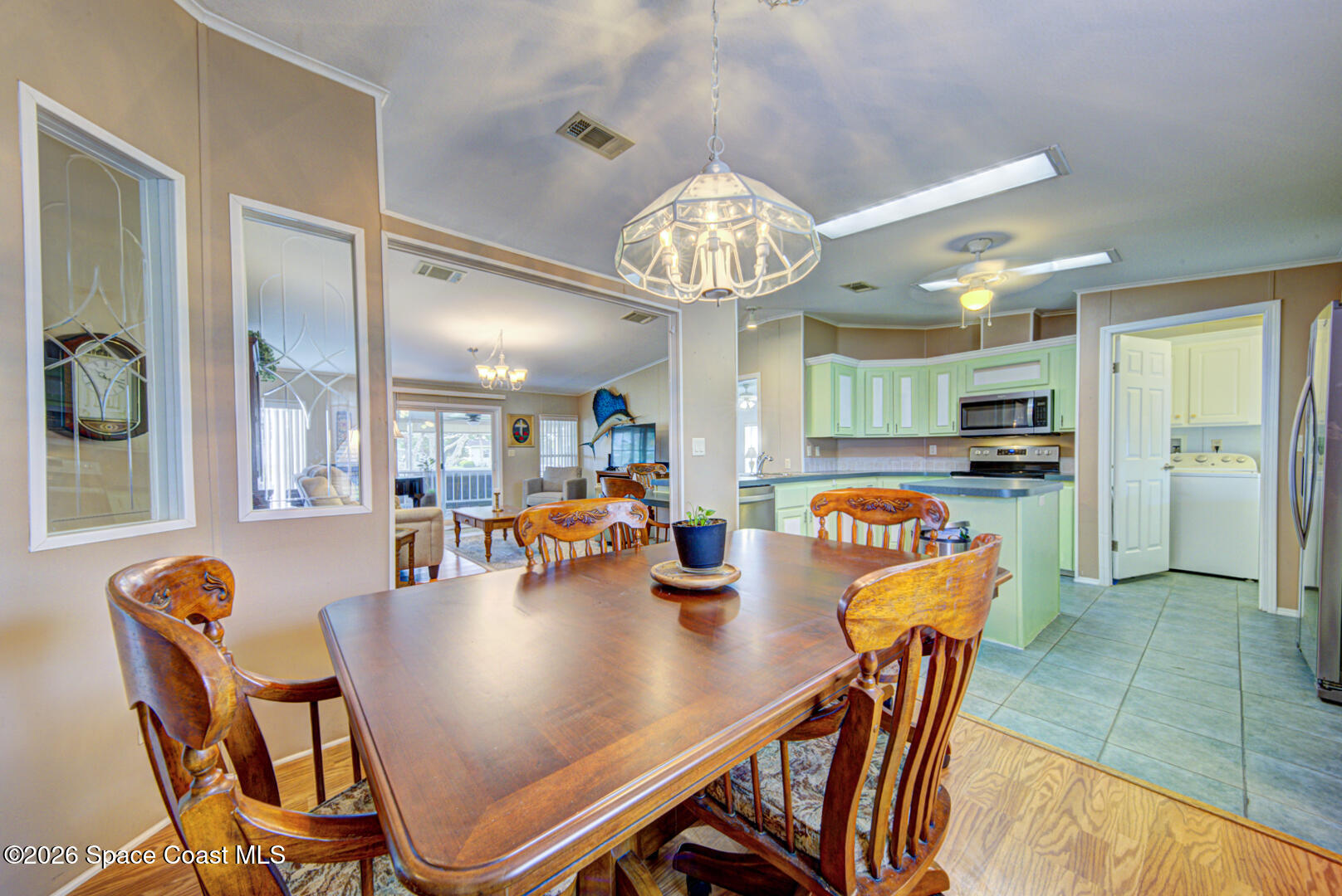 259 Timber Run Way Cocoa, FL 32926 - Photo 15 of 50 17 dining room & kitchen
