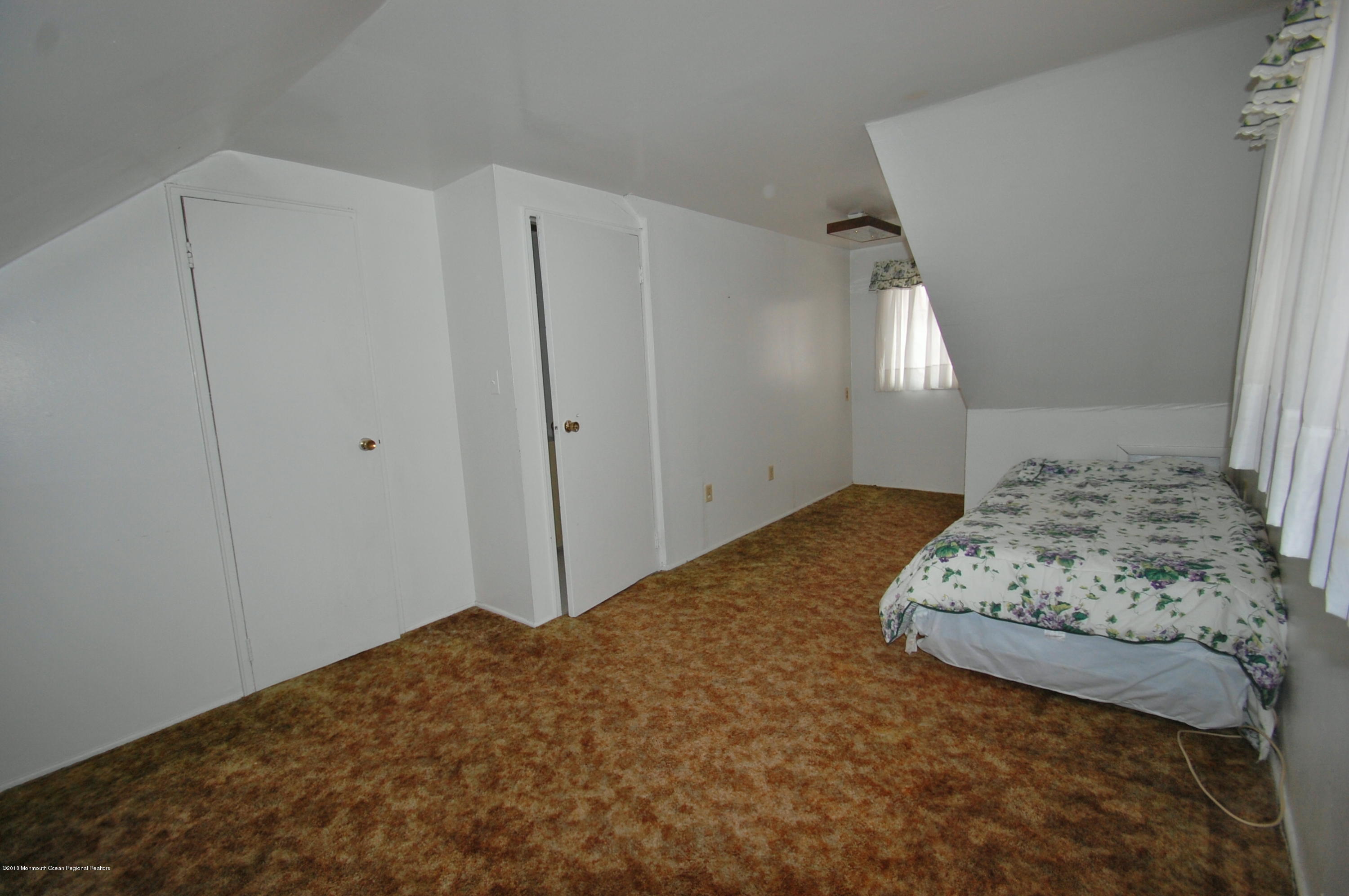 2 Farmdale Road Hazlet, NJ 07730 - Photo 20 of 21 CSC_0054