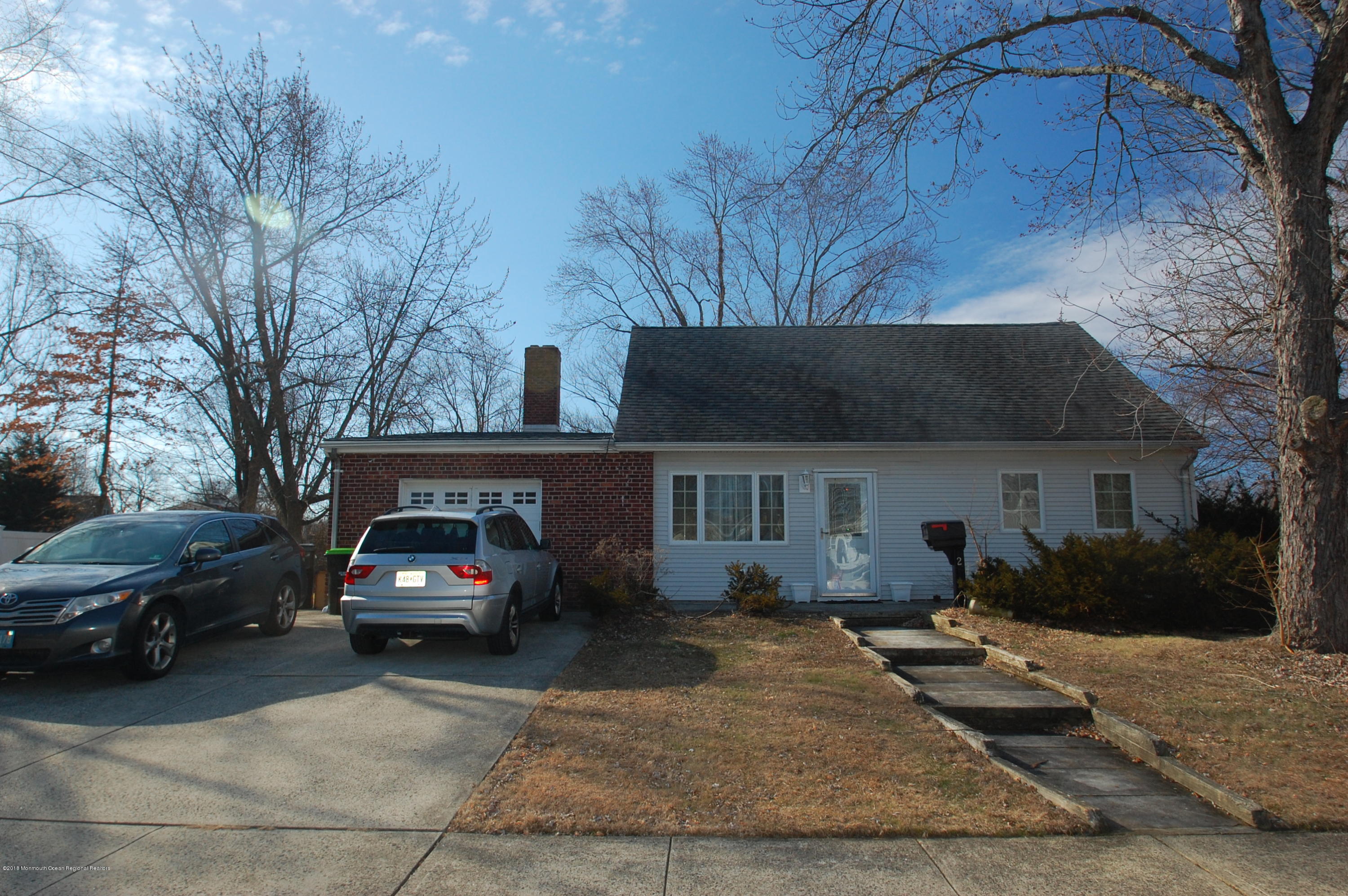 2 Farmdale Road Hazlet, NJ 07730 - Photo 2 of 21 DSC_0006