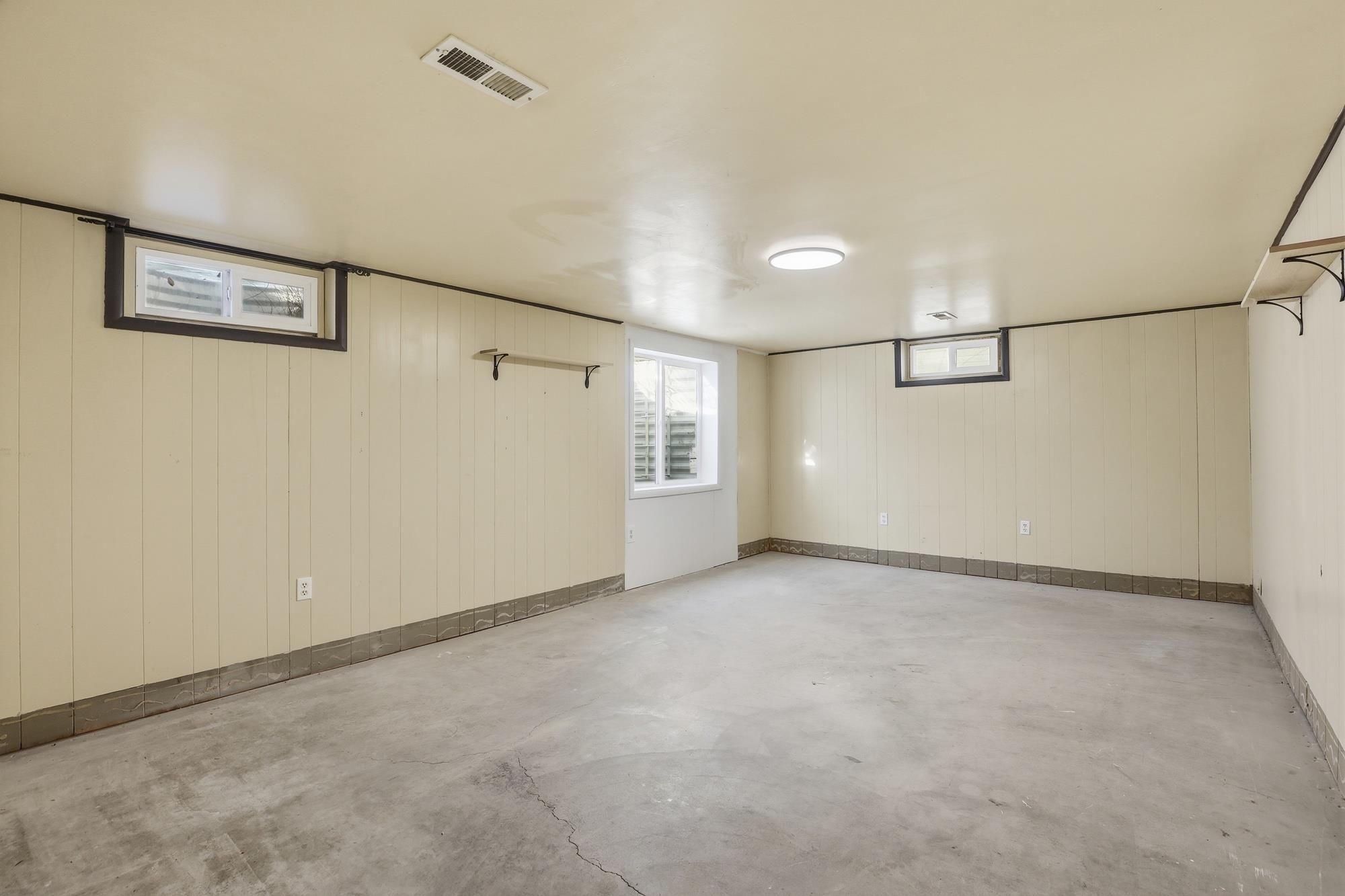 4511 North Rustle Street Spokane, WA 99205 - Photo 17 of 36