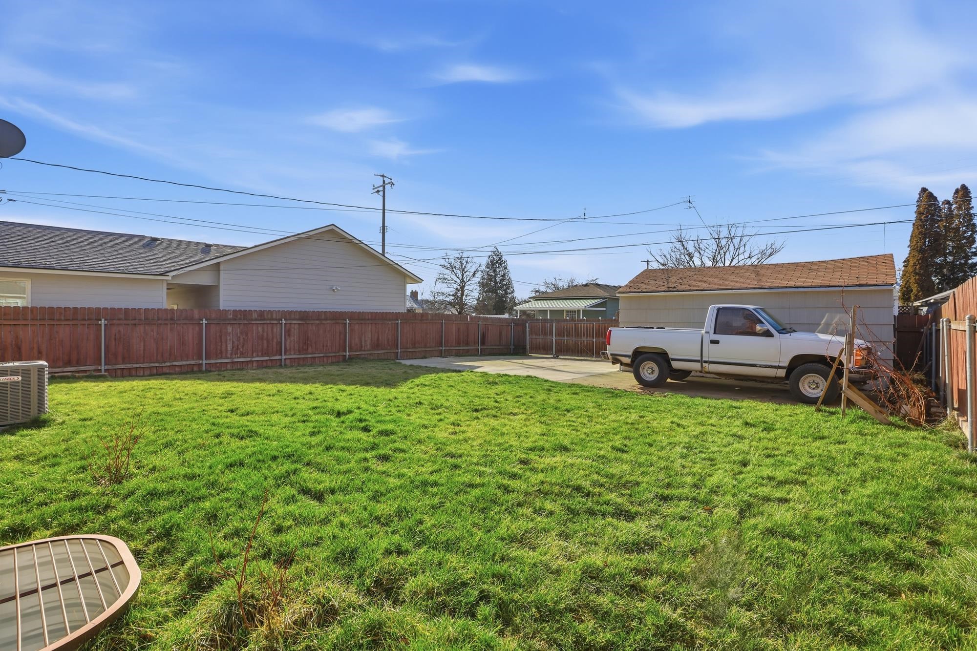 4511 North Rustle Street Spokane, WA 99205 - Photo 23 of 36