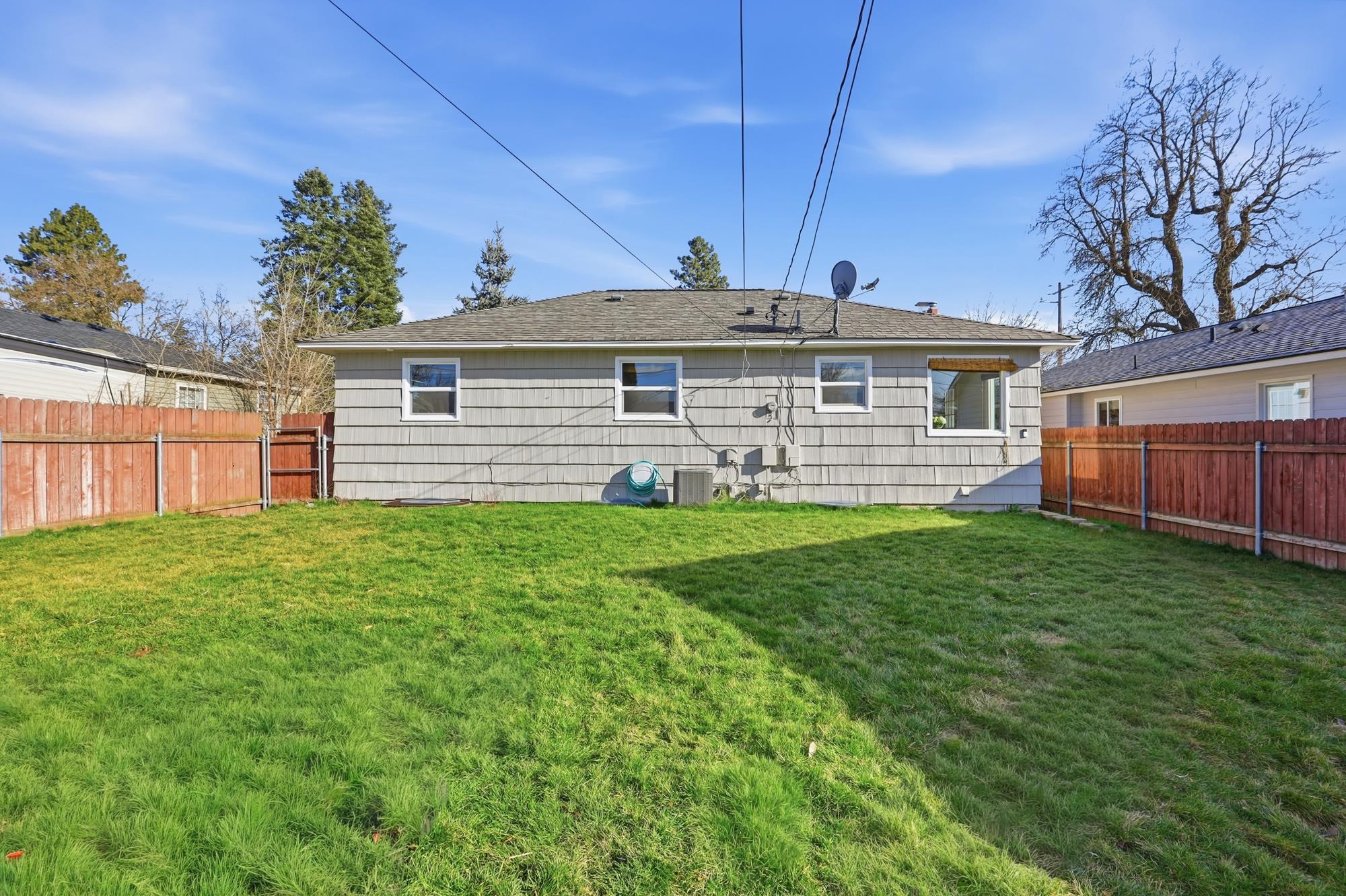 4511 North Rustle Street Spokane, WA 99205 - Photo 24 of 36