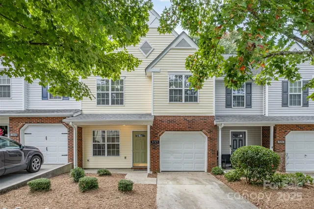 $340,000 | 8725 Robinson Forest Drive, Charlotte, NC 28277