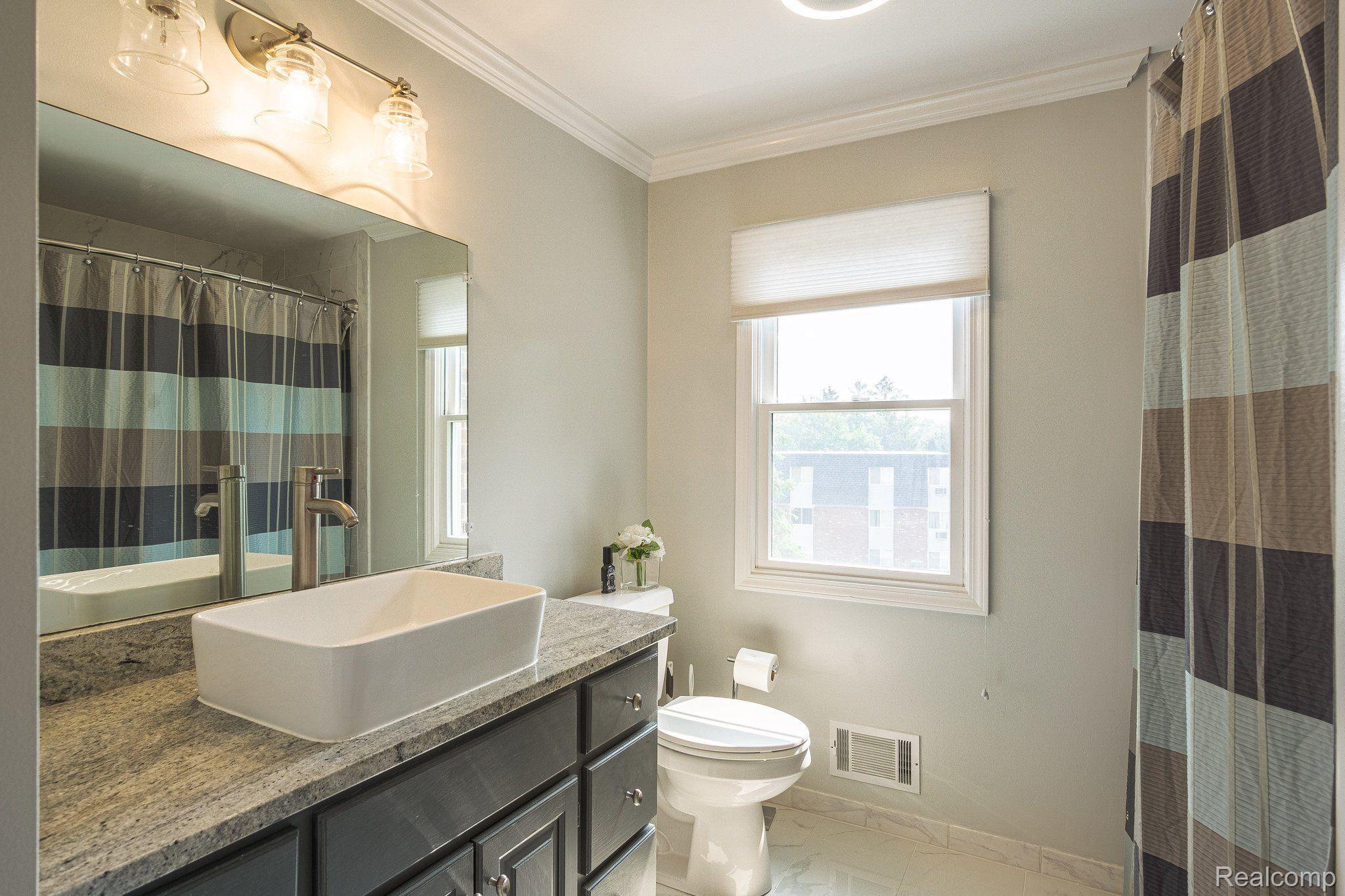 1030 Hemlock Drive Rochester, MI 48307 - Photo 33 of 62 Gallery Image 33