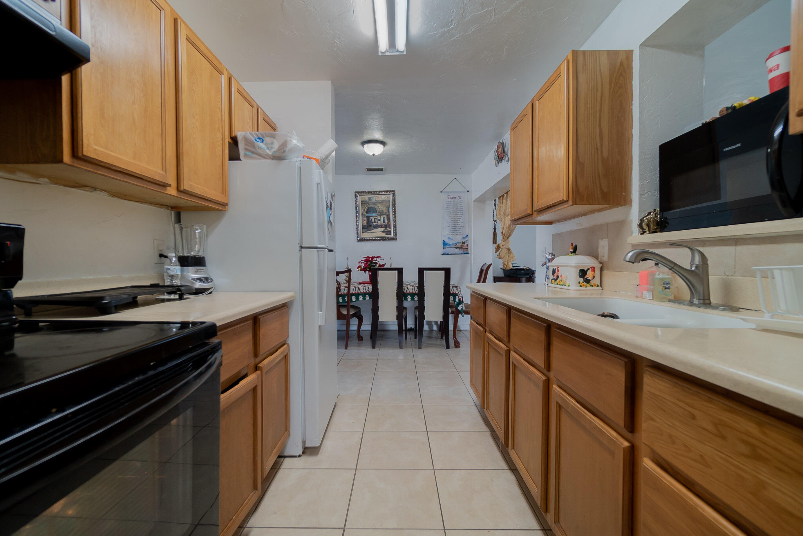 3608 Holiday Road Palm Beach Gardens, FL 33410 - Photo 7 of 30 007_dsc03227