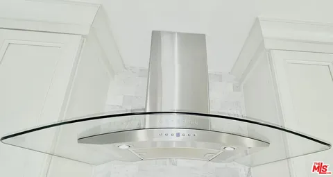 $4,700 | 23744 Hartland Street, West Hills, CA 91307