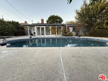 $4,700 | 23744 Hartland Street, West Hills, CA 91307