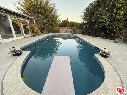 $4,700 | 23744 Hartland Street, West Hills, CA 91307