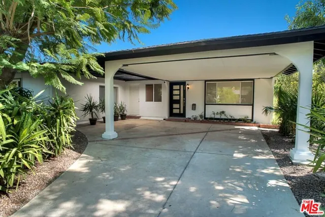 $4,700 | 23744 Hartland Street, West Hills, CA 91307