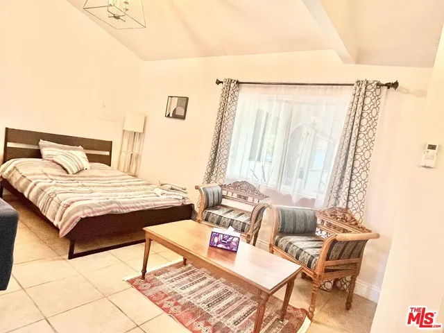 $4,600 | 23744 Hartland Street, West Hills, CA 91307