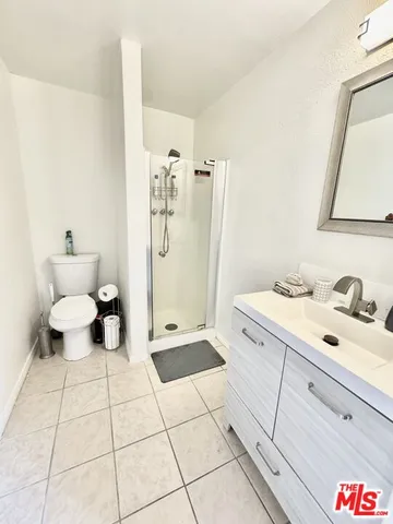 $4,600 | 23744 Hartland Street, West Hills, CA 91307