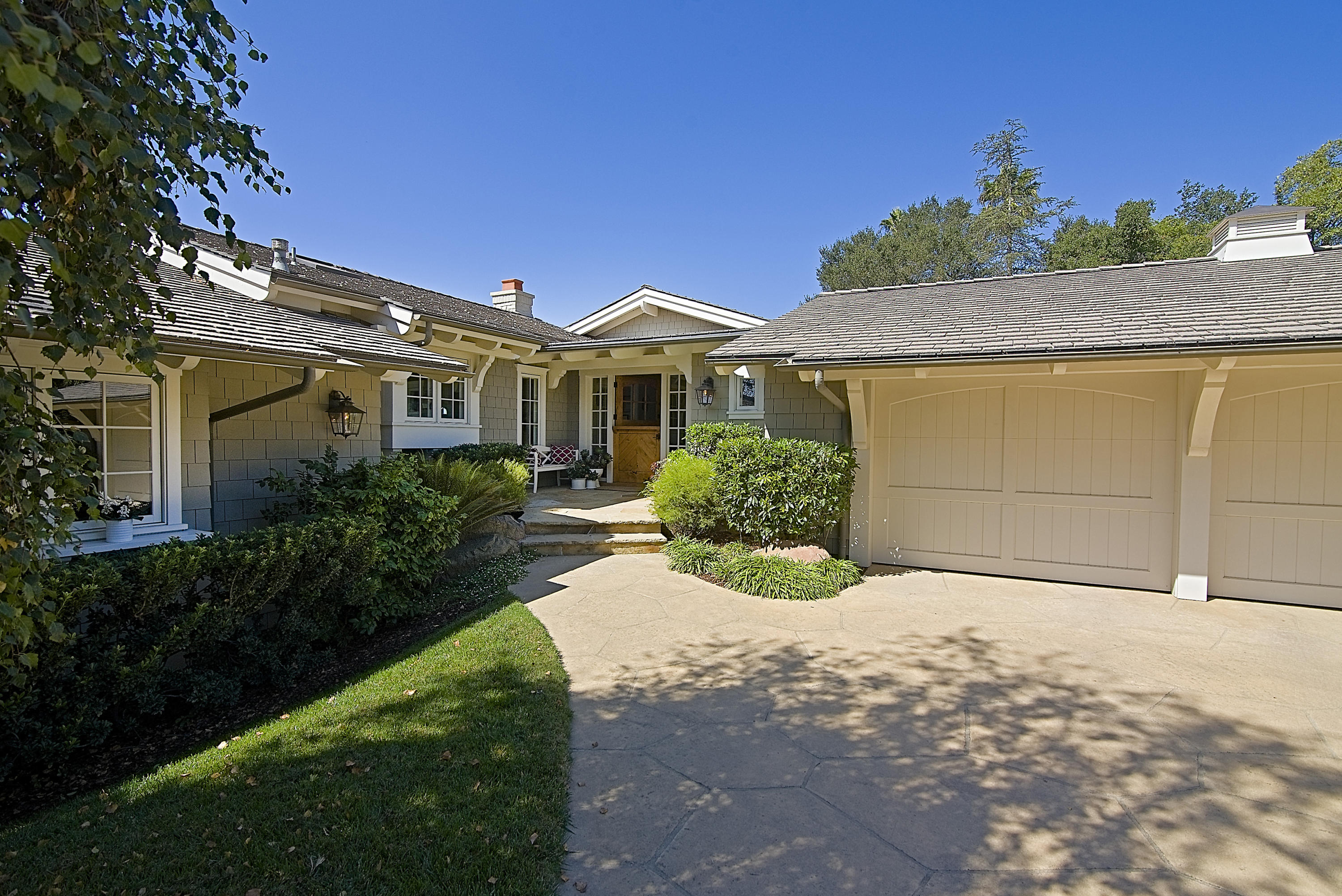 1136 Mission Ridge Road Santa Barbara, CA 93103 - Photo 4 of 20 MR4