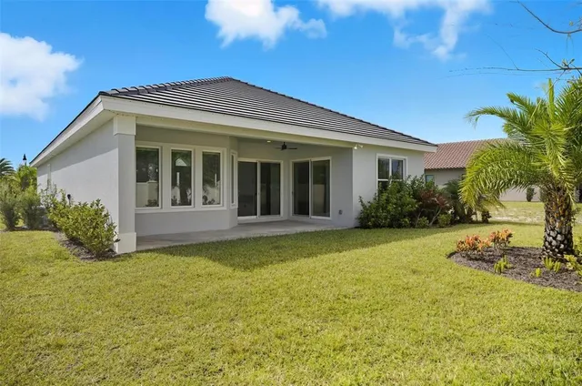 $589,000 | 14 Del Palma Drive, Palm Coast, FL 32137