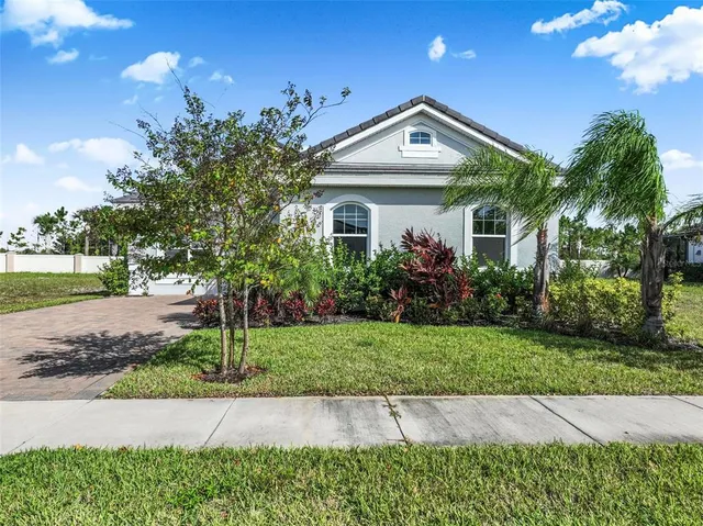 $589,000 | 14 Del Palma Drive, Palm Coast, FL 32137