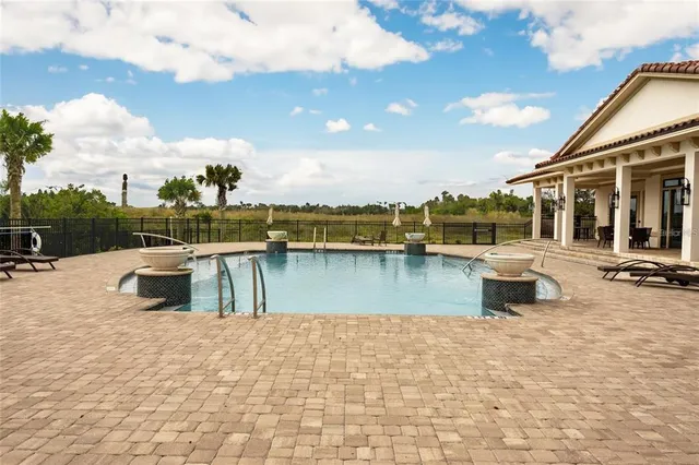 $589,000 | 14 Del Palma Drive, Palm Coast, FL 32137