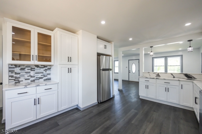 1720 Chews Landing Road Blackwood, NJ 08012 - Photo 3 of 23
