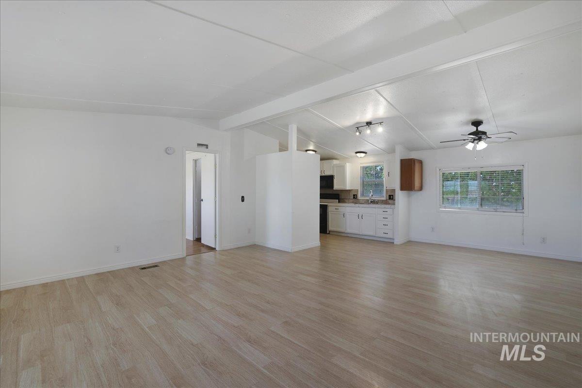 943 North 200 West Rupert, ID 83350 - Photo 6 of 35