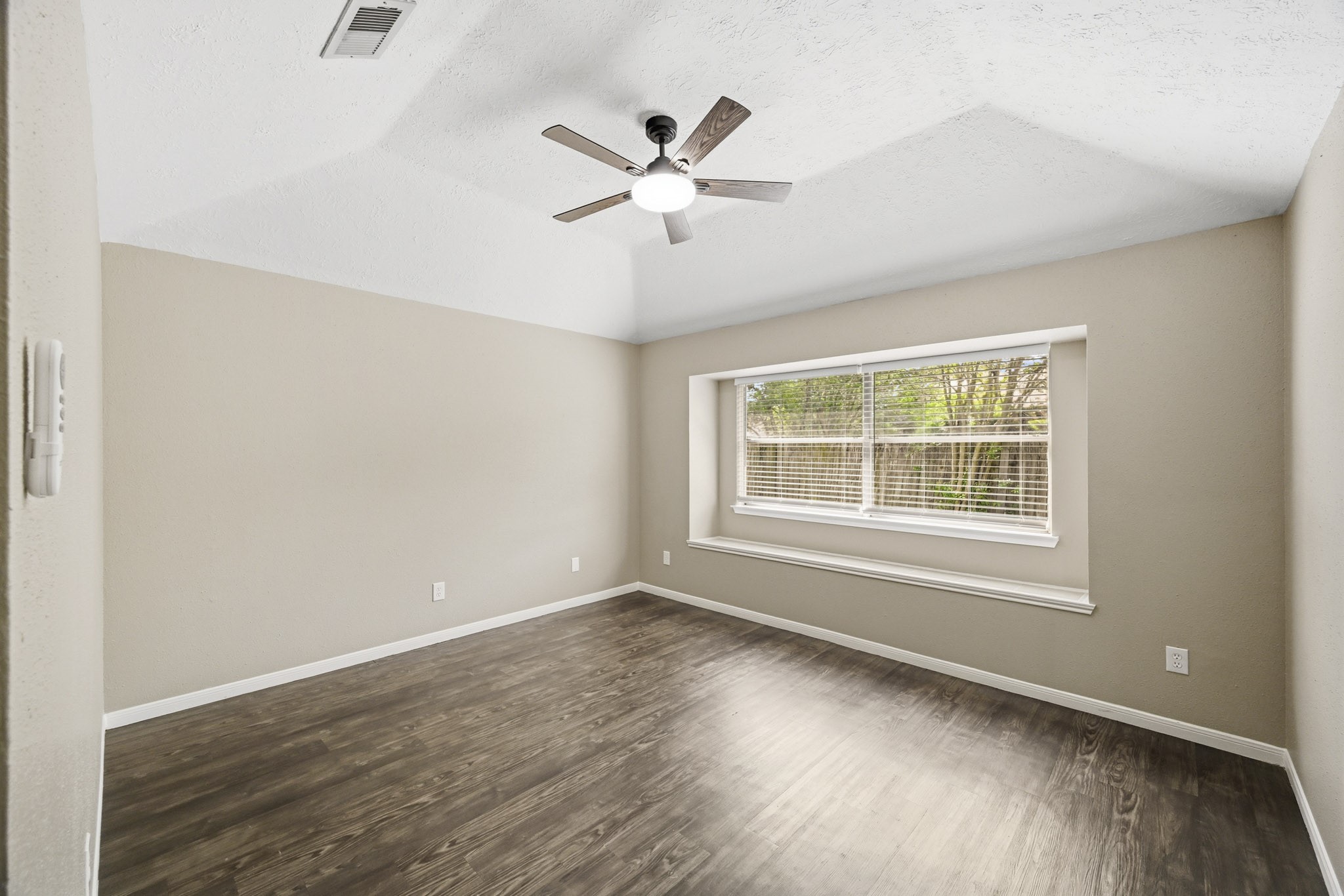 5202 Roserock Lane Spring, TX 77379 - Photo 12 of 17