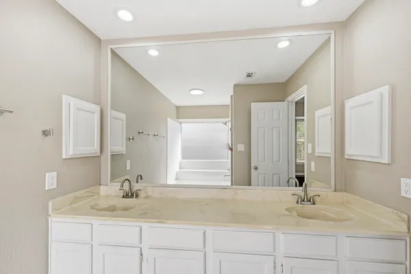 $2,000 | 5202 Roserock Lane, Spring, TX 77379