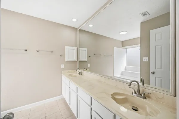 $2,000 | 5202 Roserock Lane, Spring, TX 77379