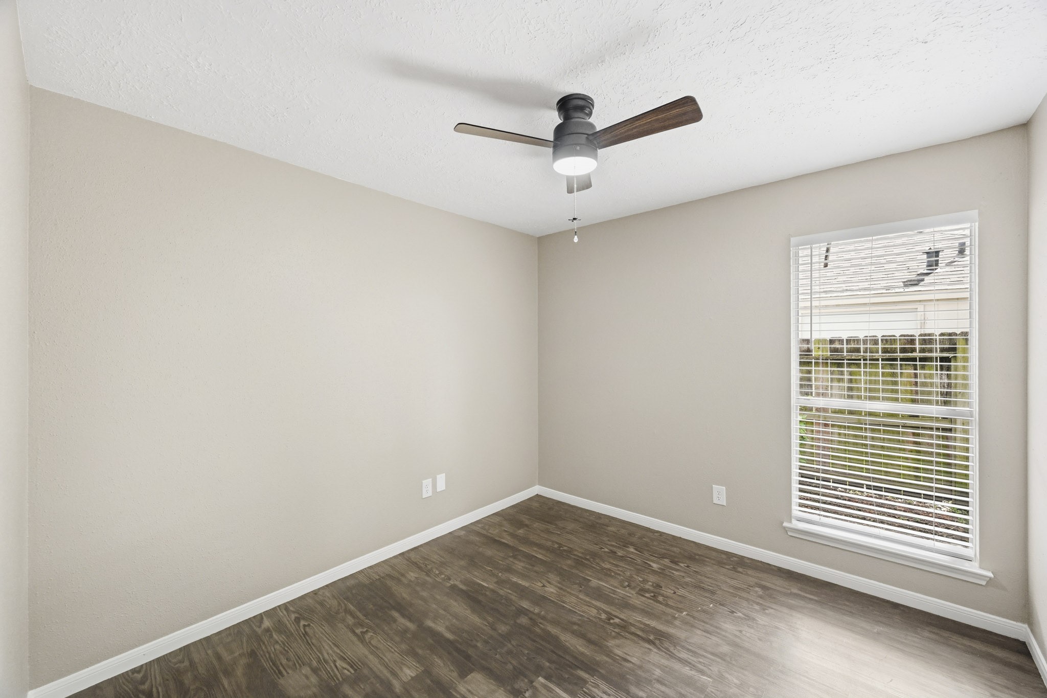 5202 Roserock Lane Spring, TX 77379 - Photo 9 of 17