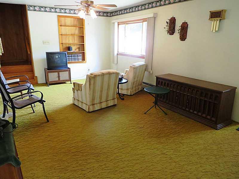719 Story Road Slickville, PA 15684 - Photo 2 of 15 Living Room.