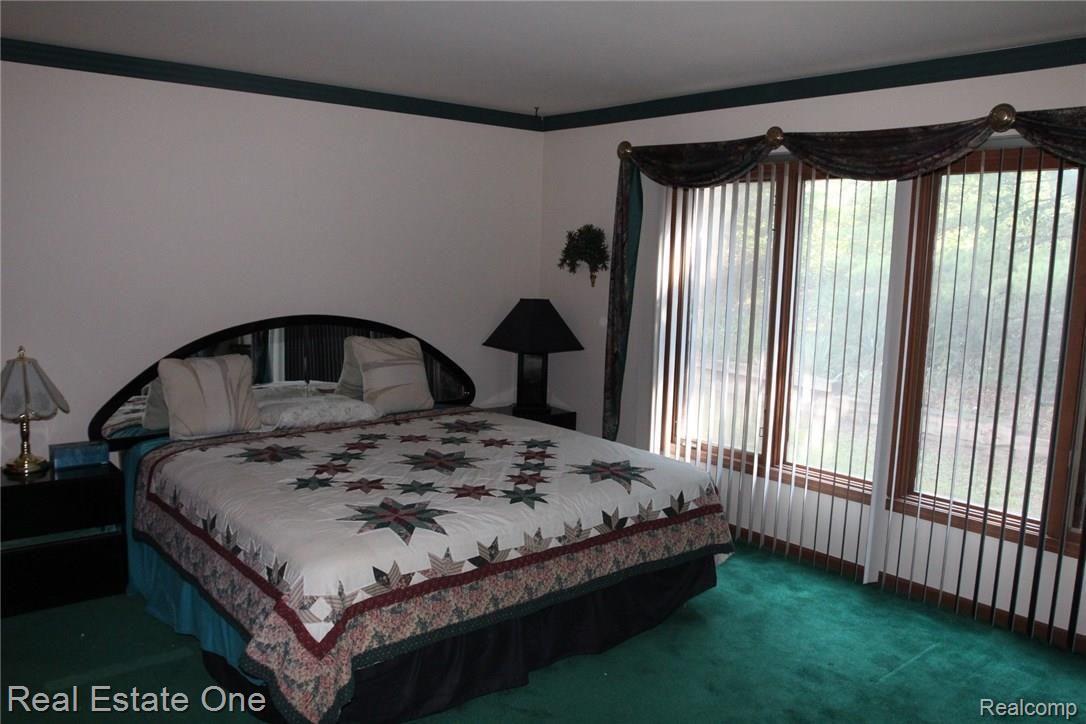 2112 Reagan Drive Rochester, MI 48309 - Photo 13 of 22 IMG_4675.JPG