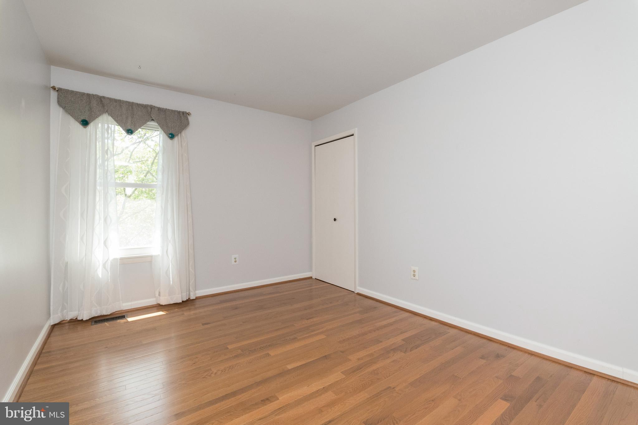6310 Raritan Court Columbia, MD 21045 - Photo 22 of 31 Bedroom #2
