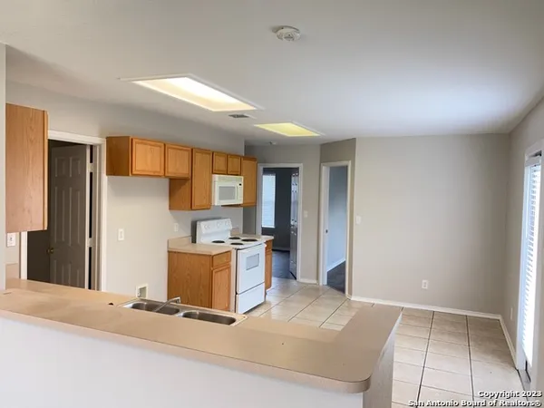 $1,450 | 3008 Pine Valley Drive, New Braunfels, TX 78130